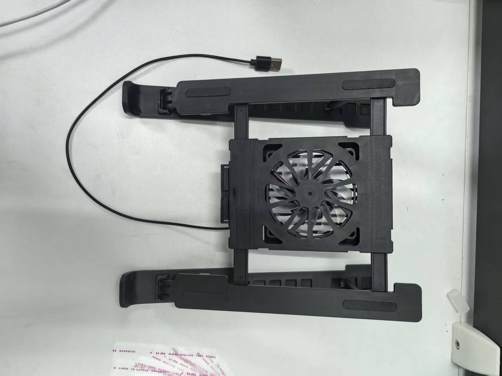 حامل تبريد قابل للتعديل للأجهز - مراجعة Cooling Stand Tablet وسعره